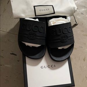 COPY - Gucci slides